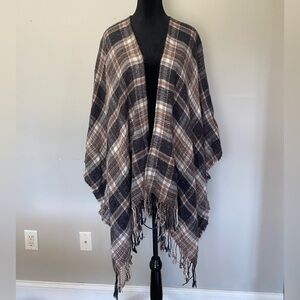 Universal Thread Fringe Plaid Kimono